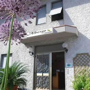 https://albergo-smeraldo.it-tuscanyhotel.com