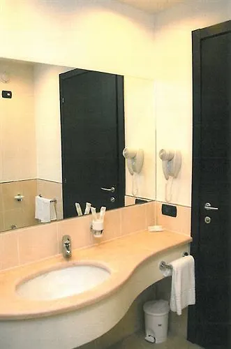 B&B Hotel Park Hotel Cassano Cassano dʼAdda Italien